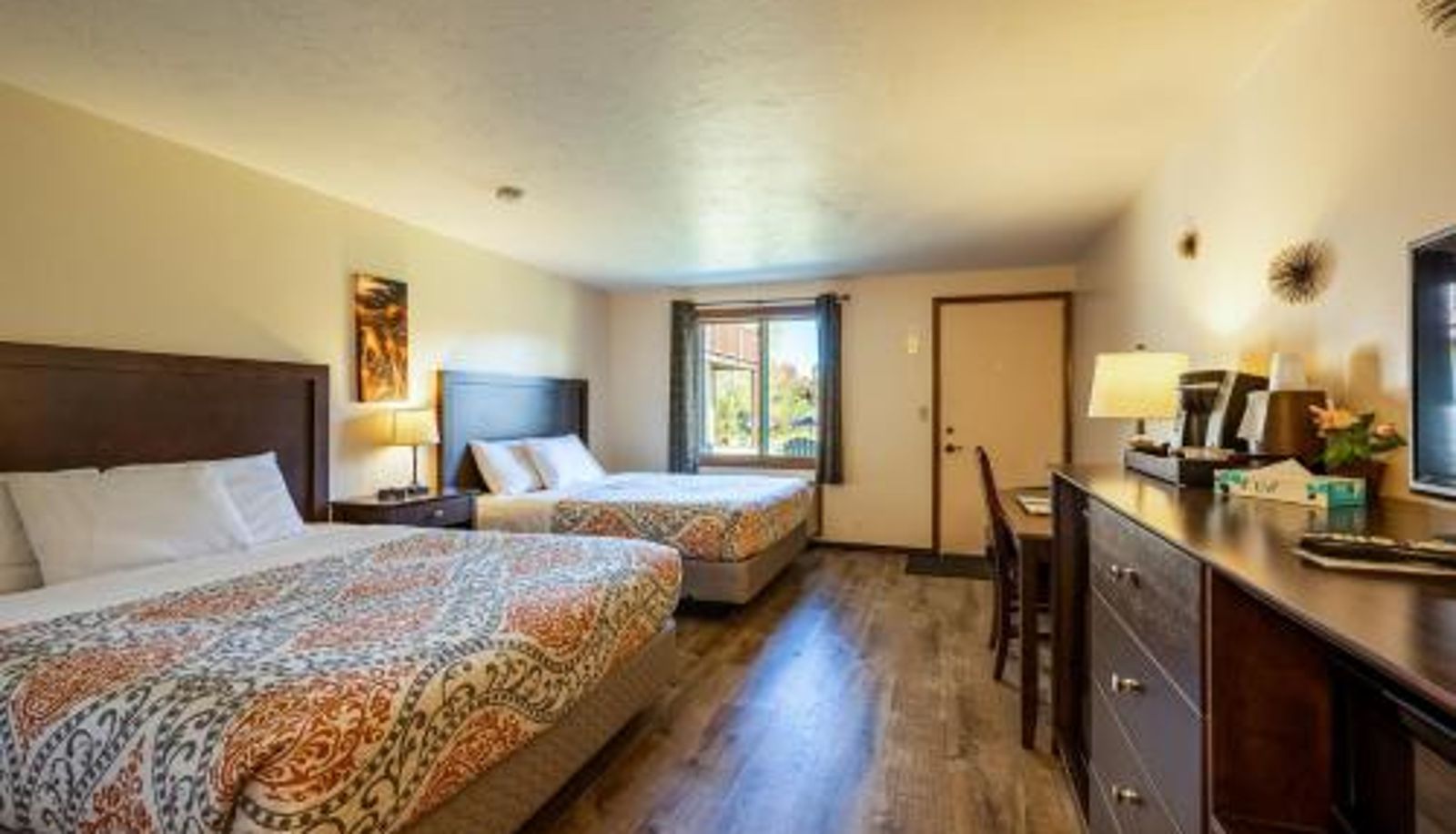 Room - Sister Bay Inn