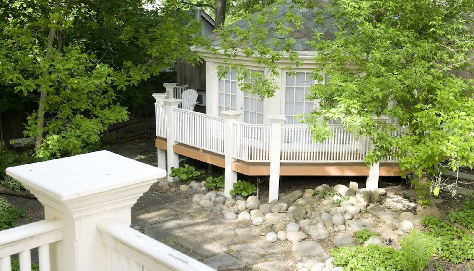 Terrace - Inn On Columbia