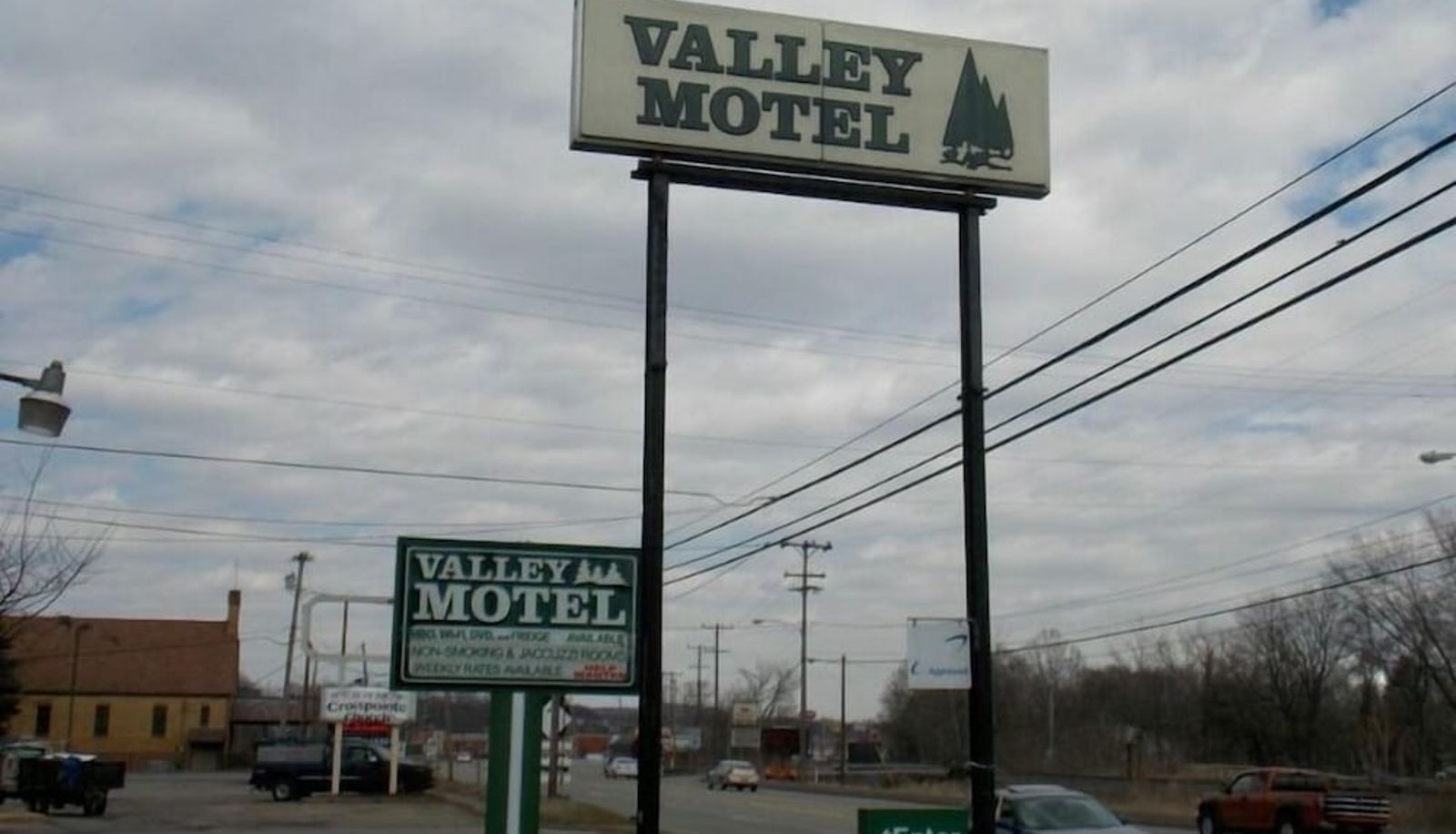 Info - The Valley Motel