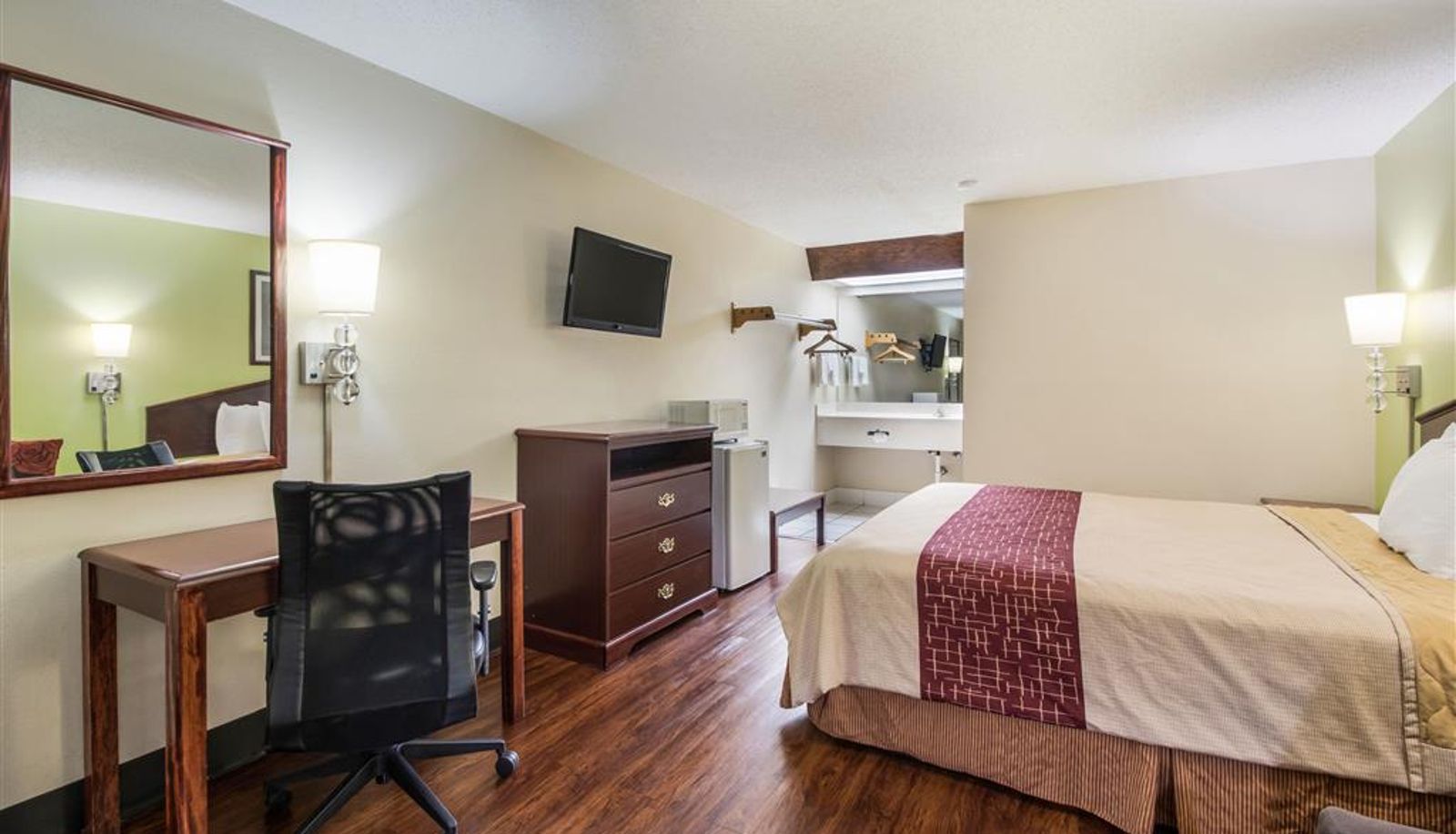 Zimmer - Rodeway Inn Bolivar