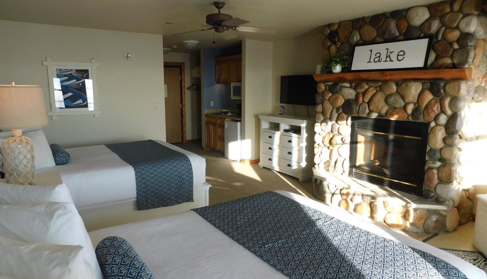 Camera - Quarterdeck Resort