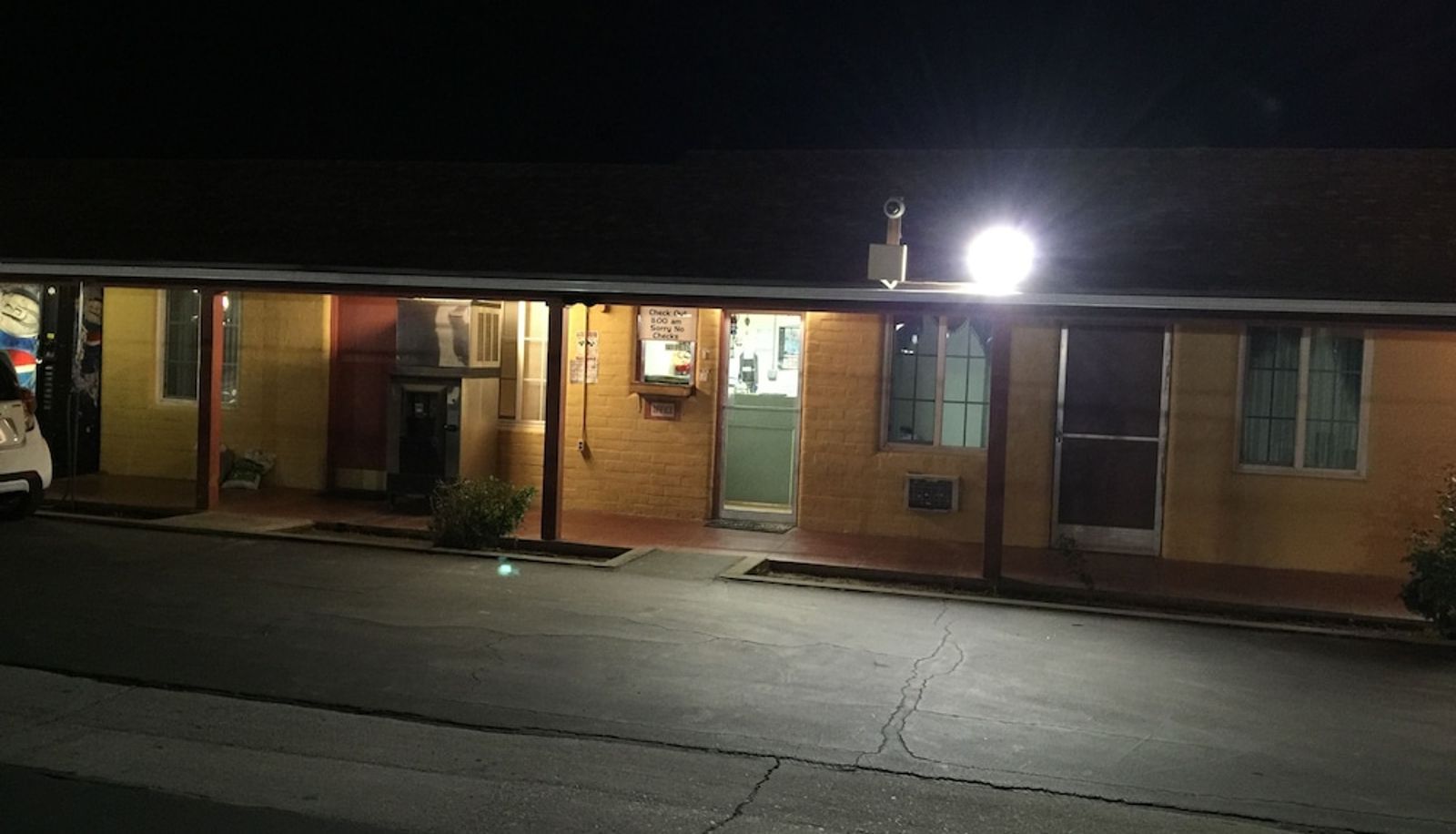 Reception - Hacienda Motel