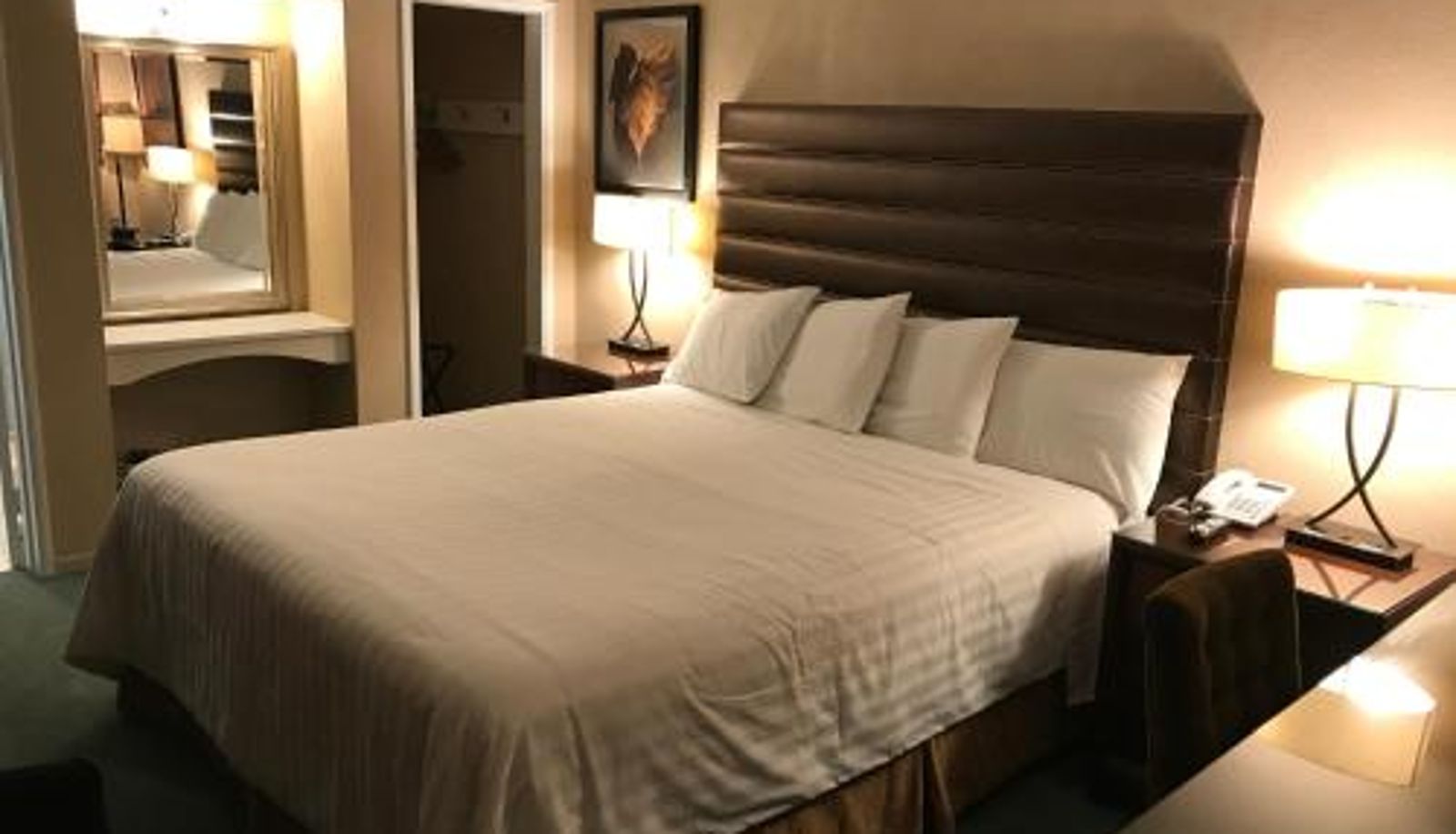 Info - Discovery Inn