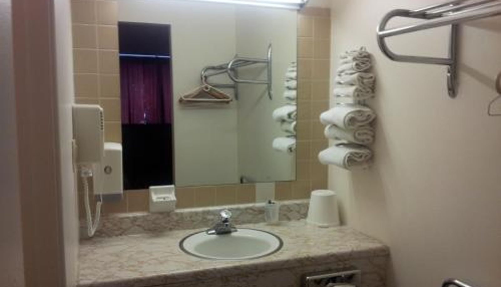Camera standard - Indian Head Motel