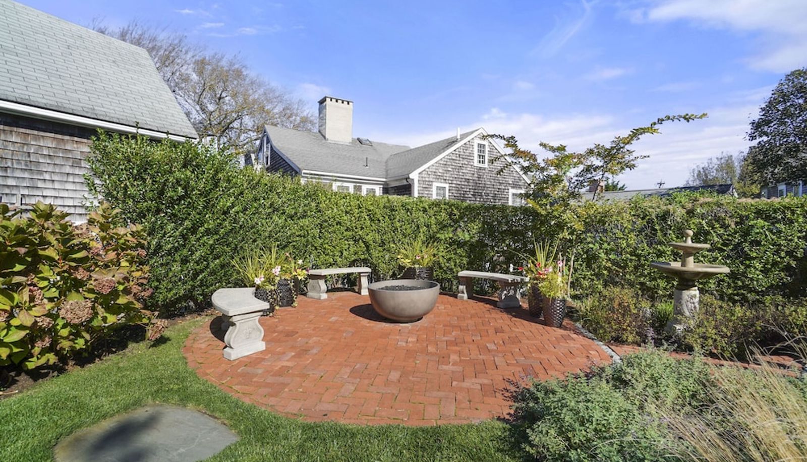 Garden - Martin House Inn
