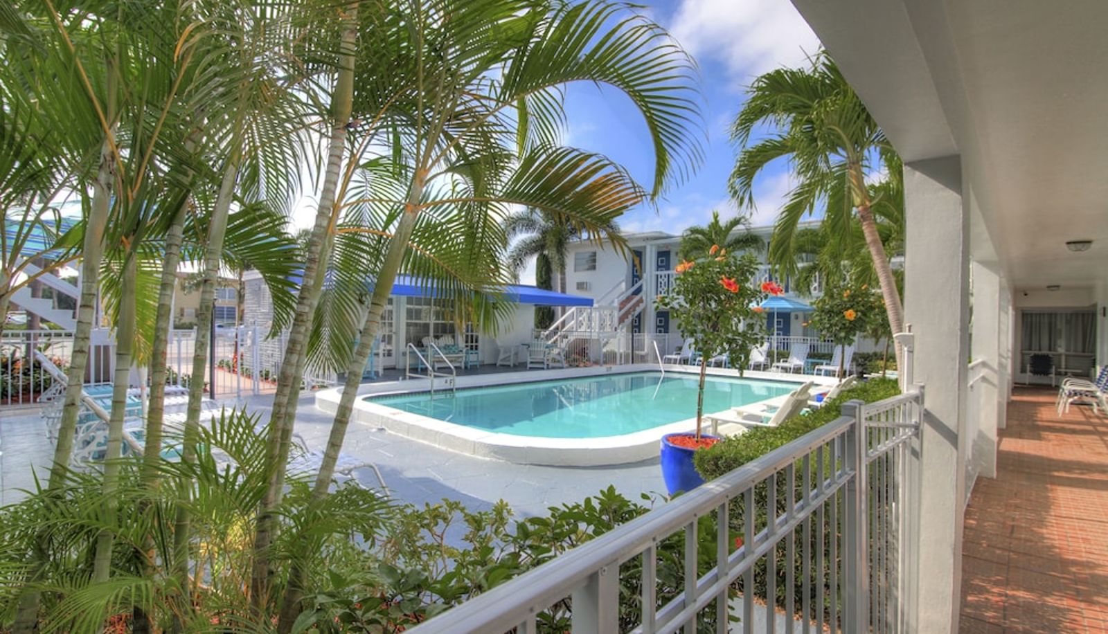 Pool - May-Dee Suites
