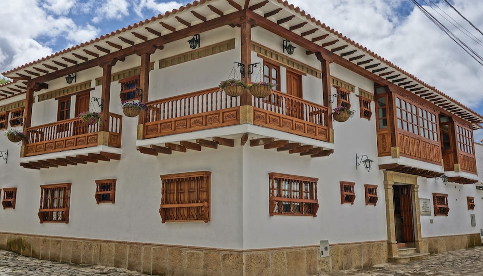 Info - Hotel Campanario Real