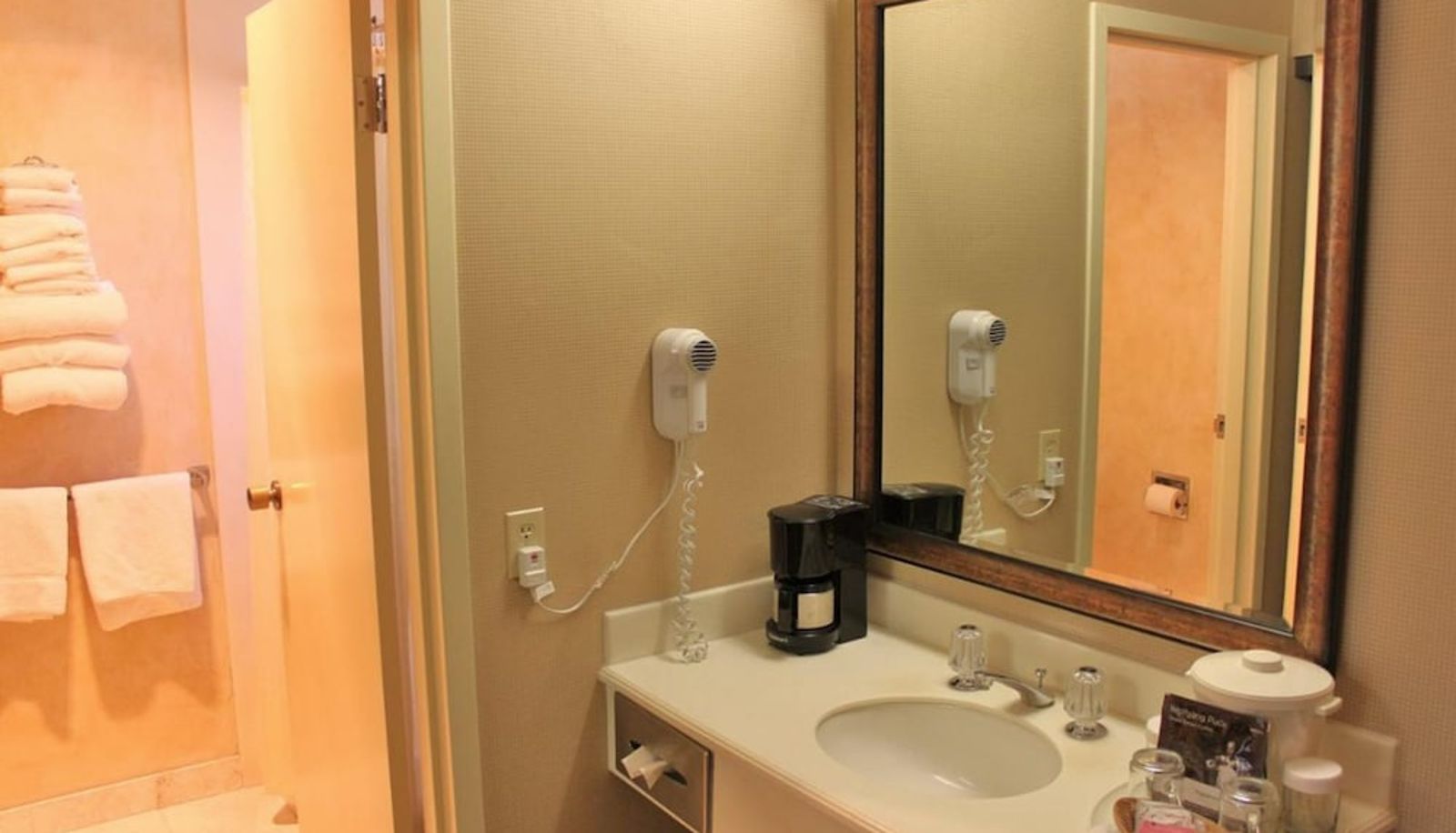 Apartment - Columbus Motor Inn