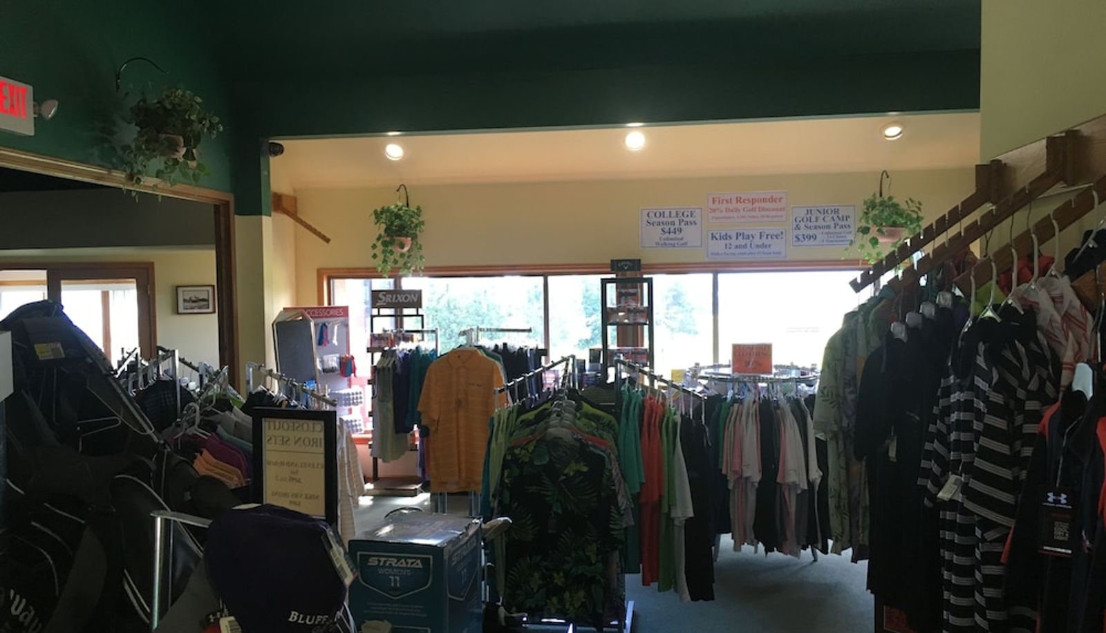 Hal - Bluff Point Golf Resort