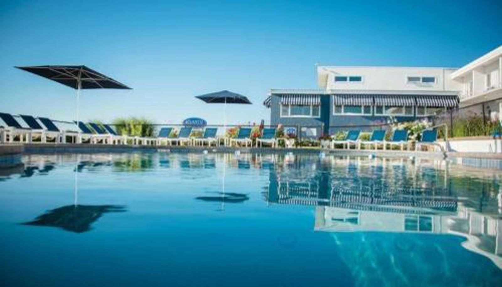 Pool - Atlantis Oceanfront Inn Gloucester