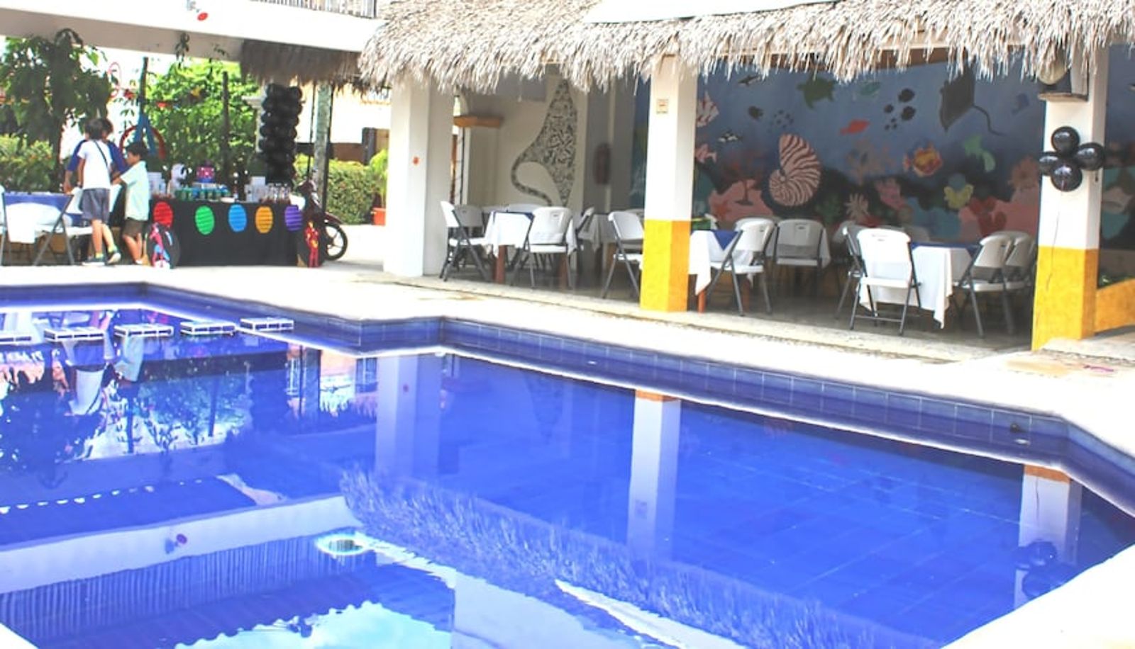 Piscina - Hotel Arrecife Plus