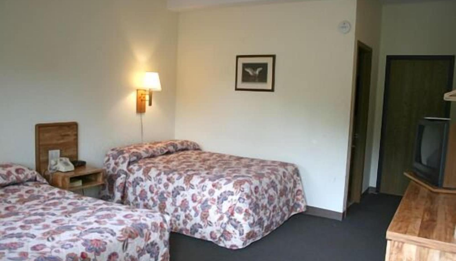 Info - Commander Motel