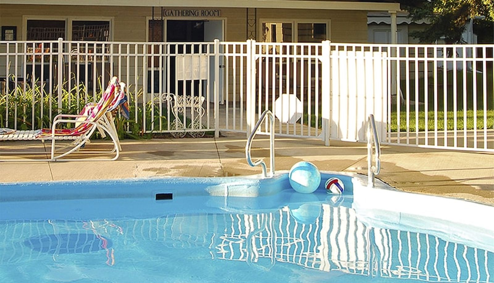 Pool - Peninsula Park-View Resort