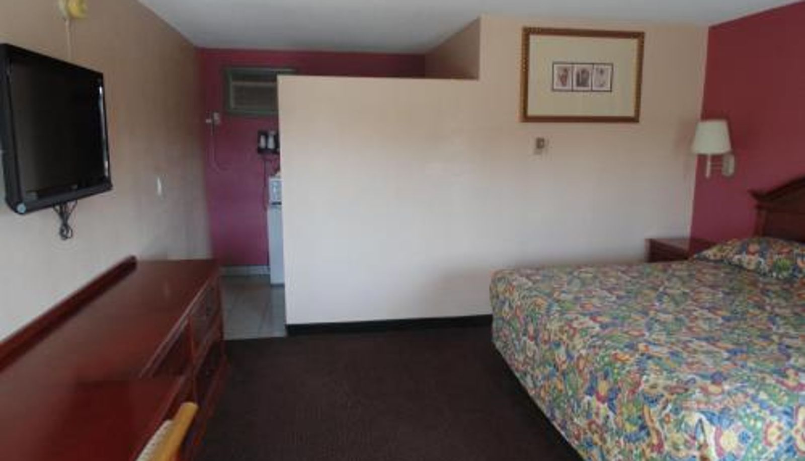 Zimmer - Western Inn & Suites