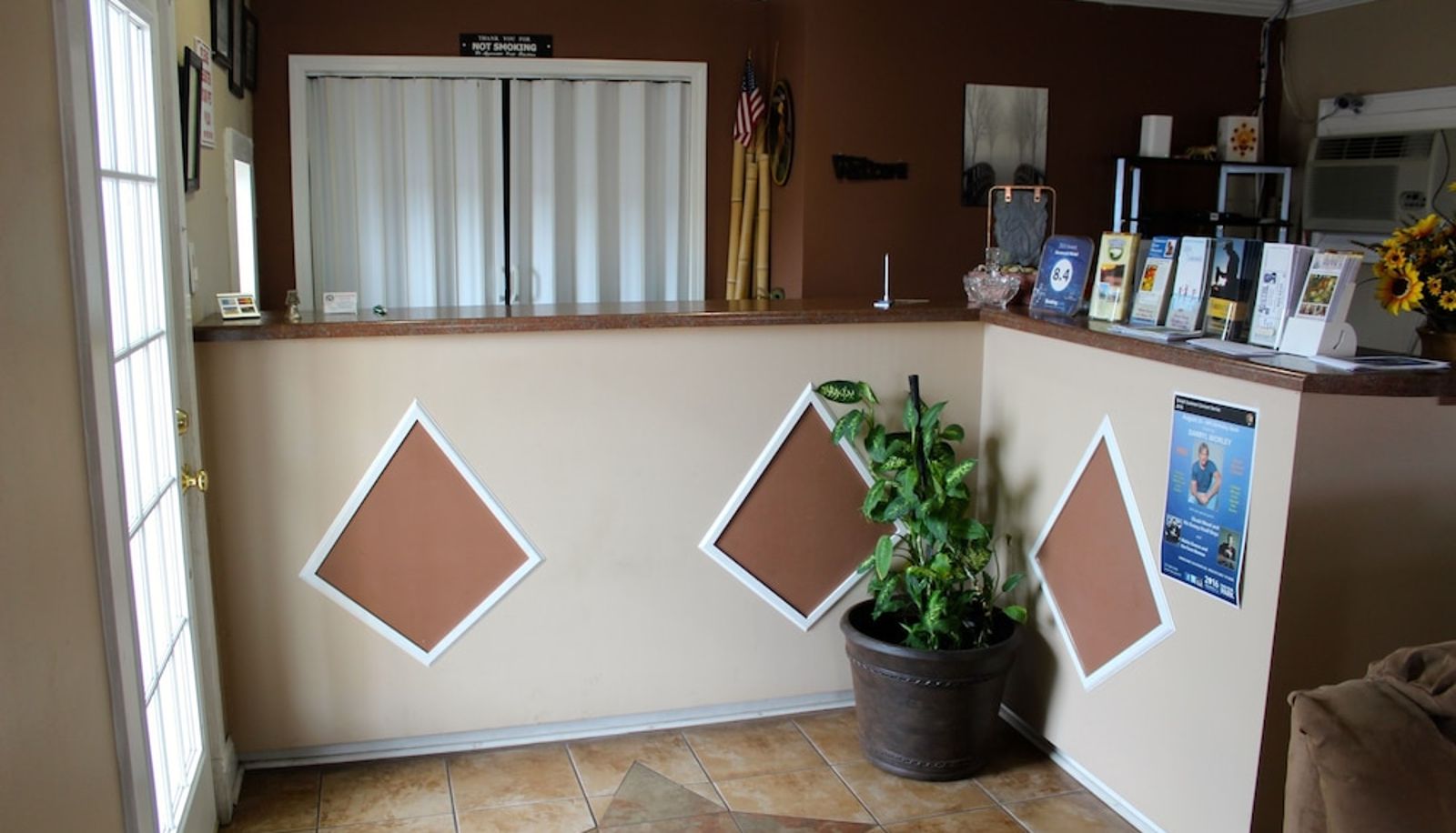 Reception - Savannah Motel