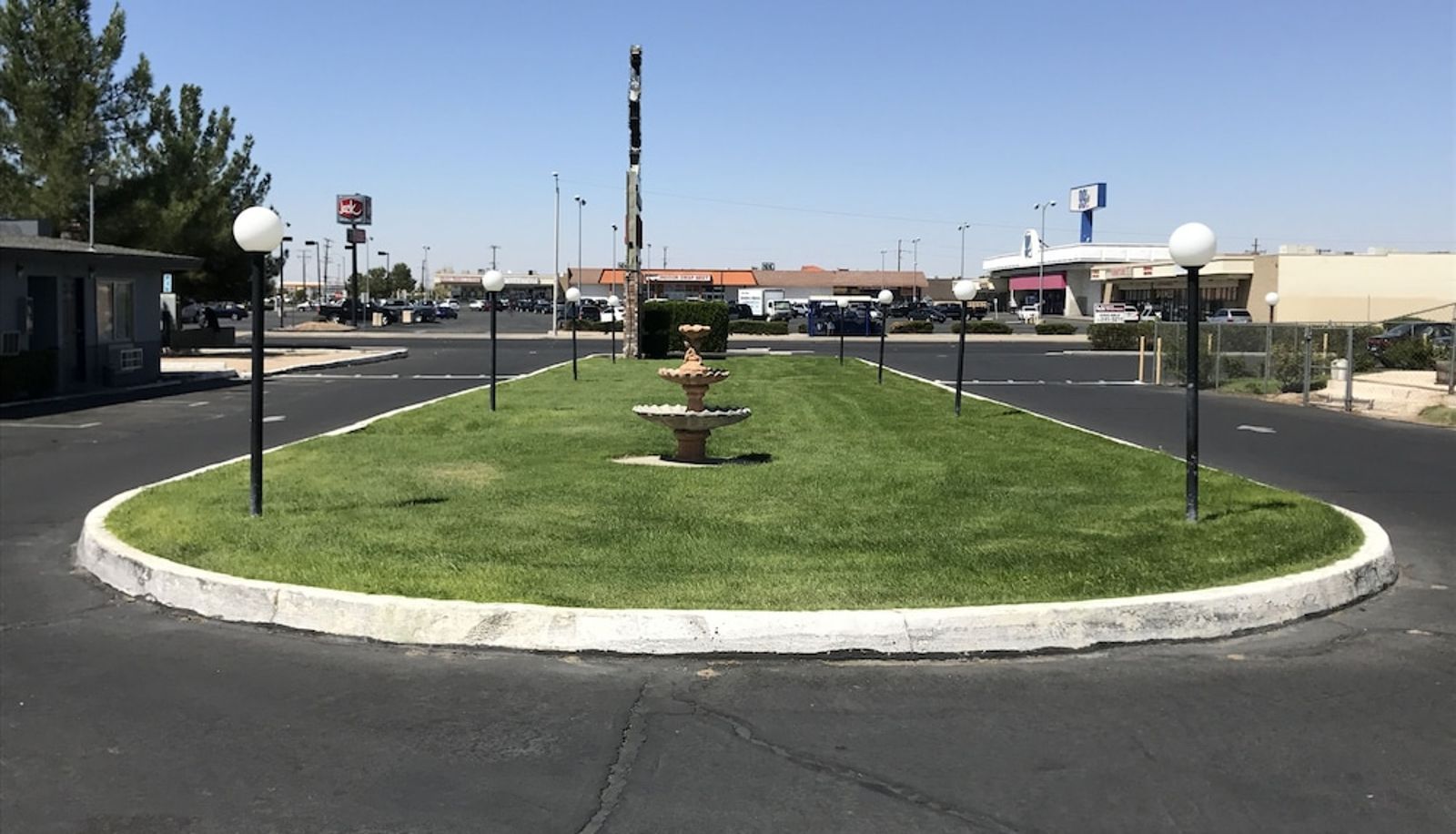 Info - New Corral Motel
