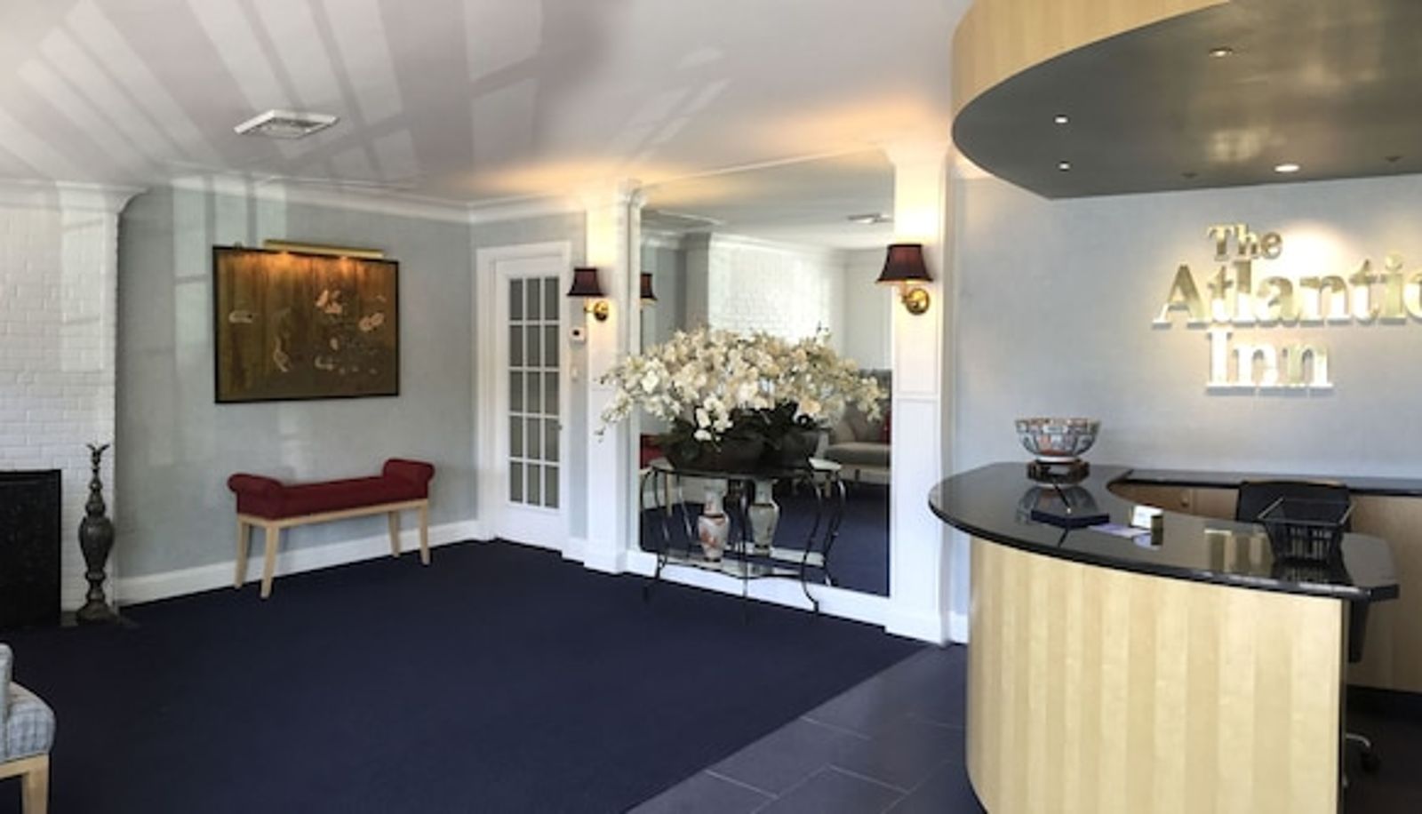 Hall - Atlantic Inn