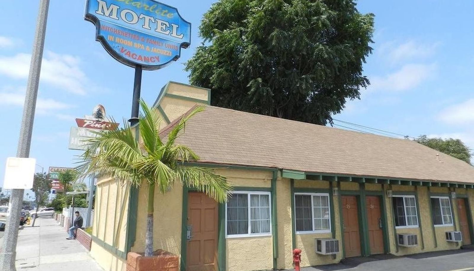 Informacje - Starlite Motel