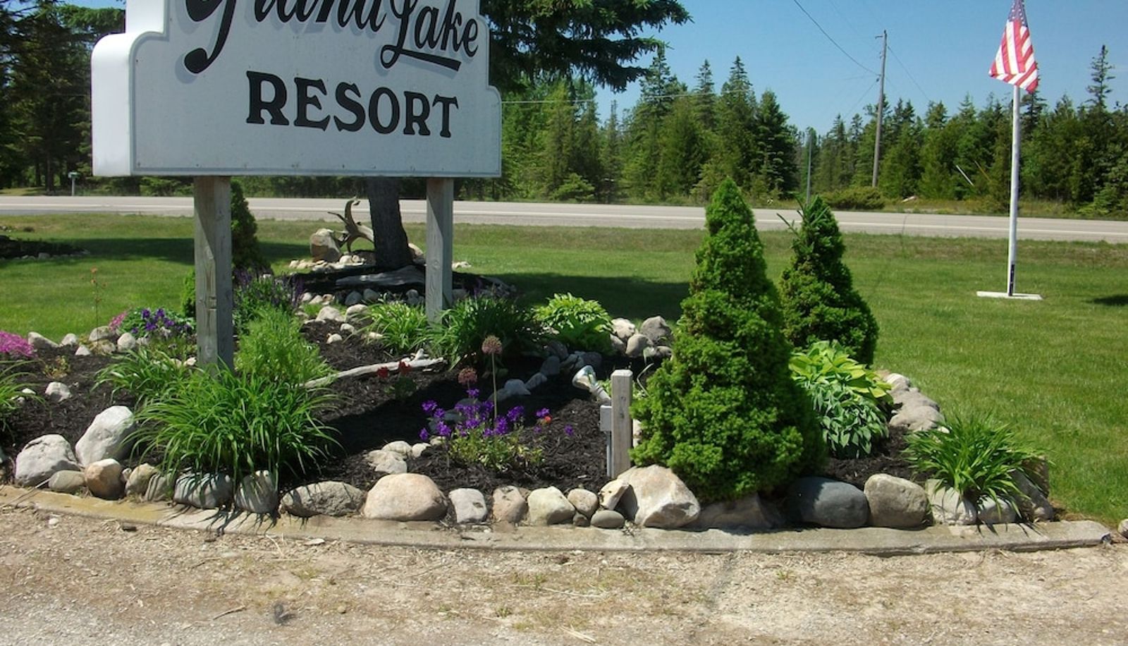 Info - Grand Lake Resort
