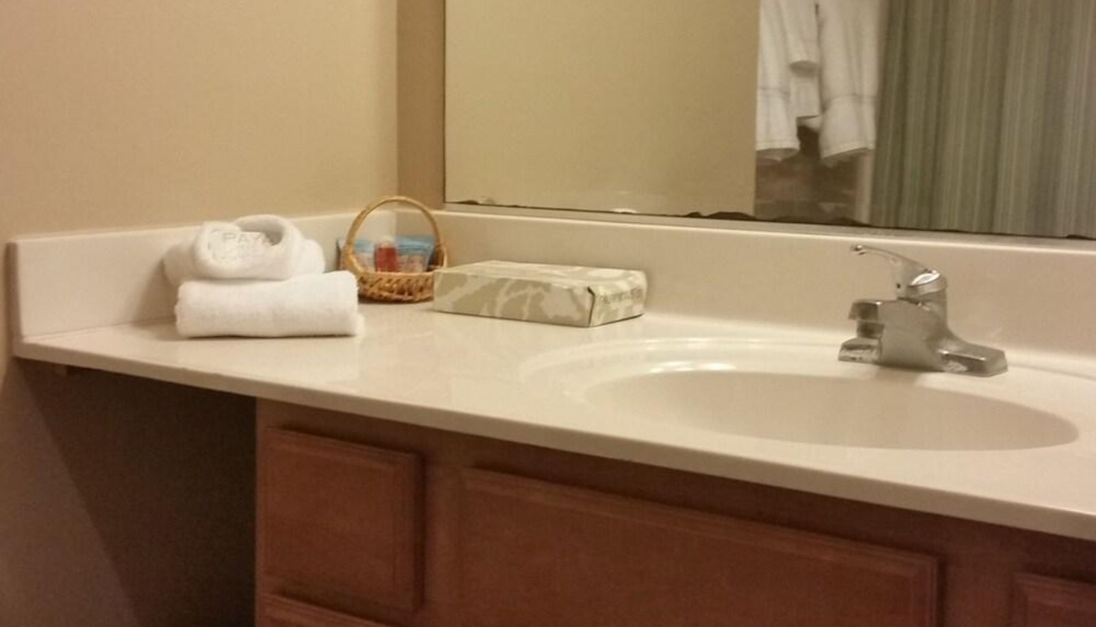 Apartment - Breakwater Inn