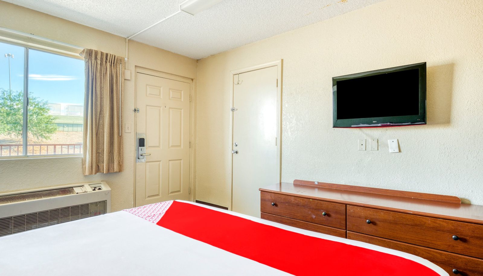 Zimmer - OYO Hotel Tucson Downtown