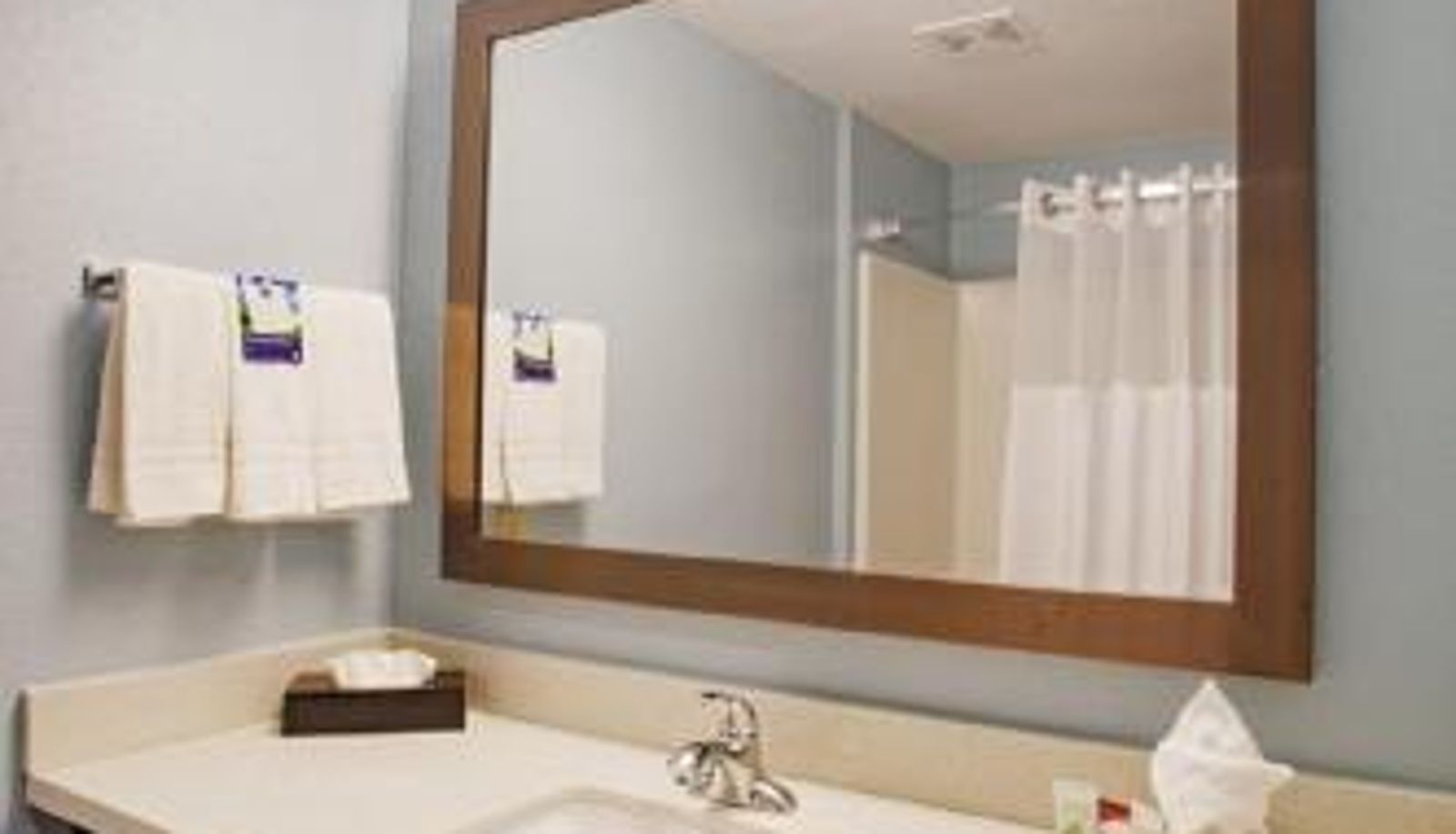 Bathroom - Iris Garden Inn