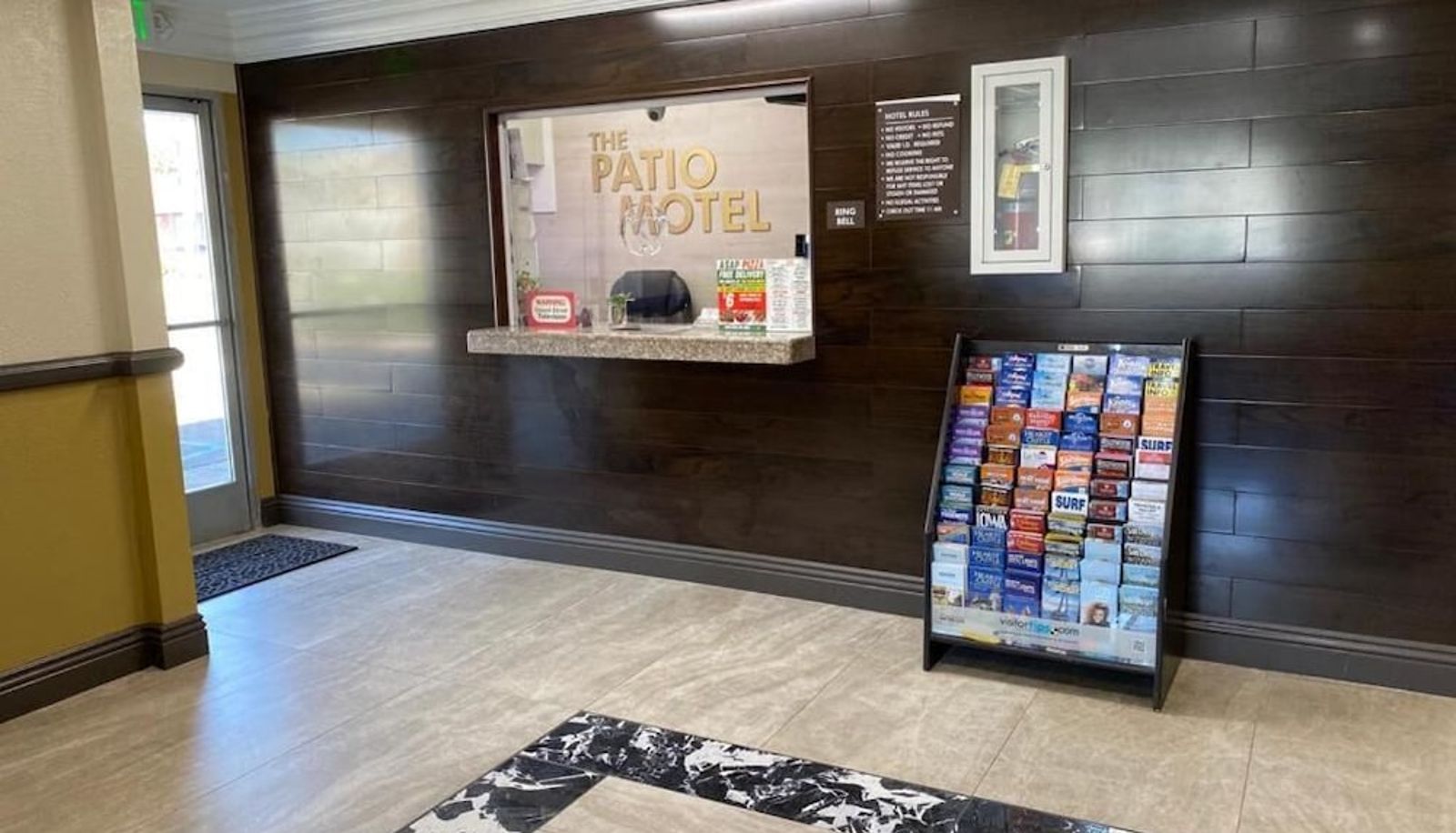 Sala - Patio Motel