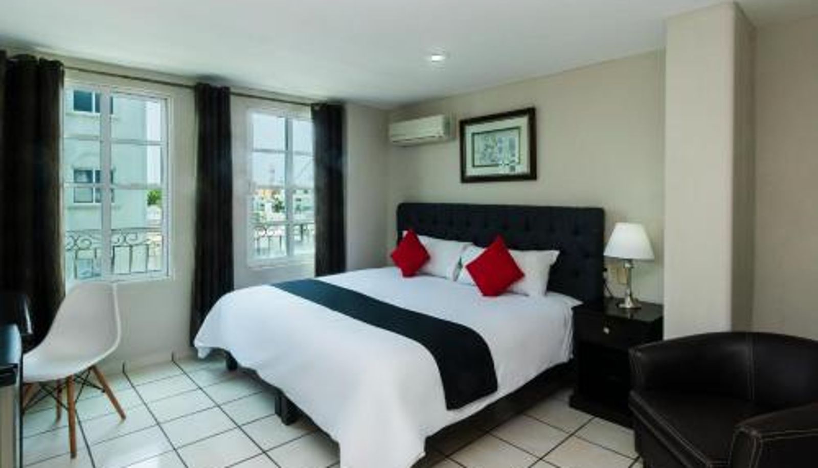 Room - Boca Inn Hotel & Suites