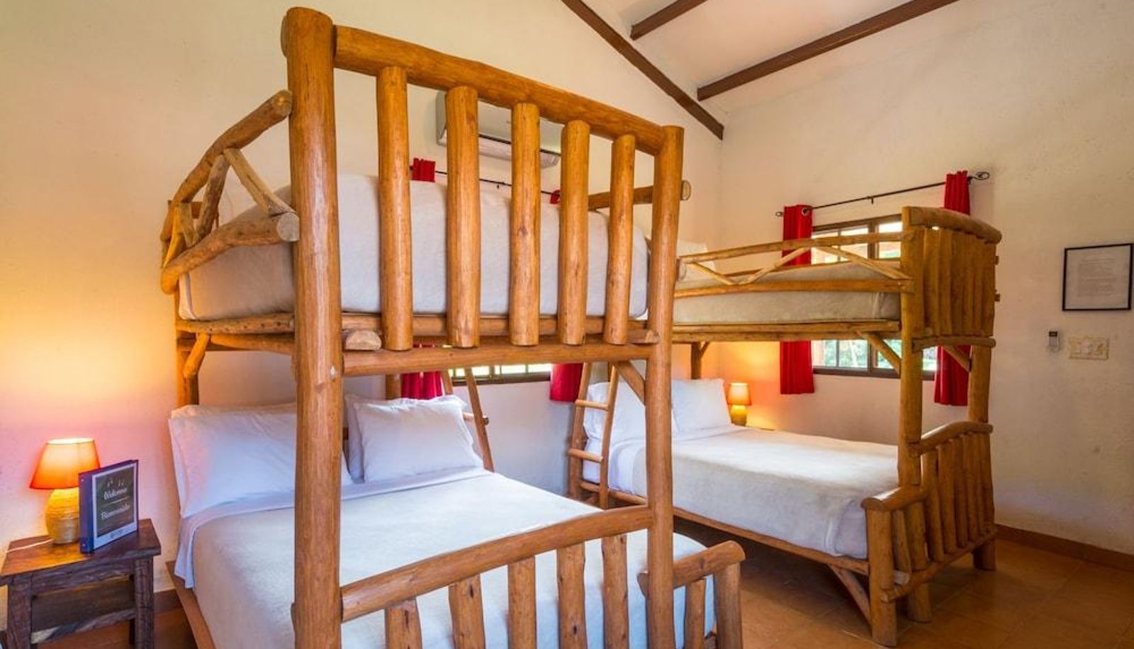 Habitación superior (doble) - Istmo Yoga and Adventure Retreat