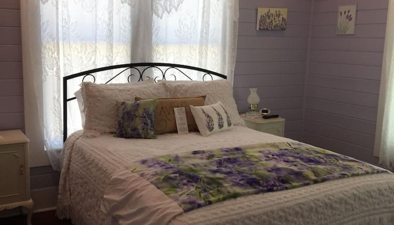 Superior room (double) - Hye-Way Haus Bed and Breakfast