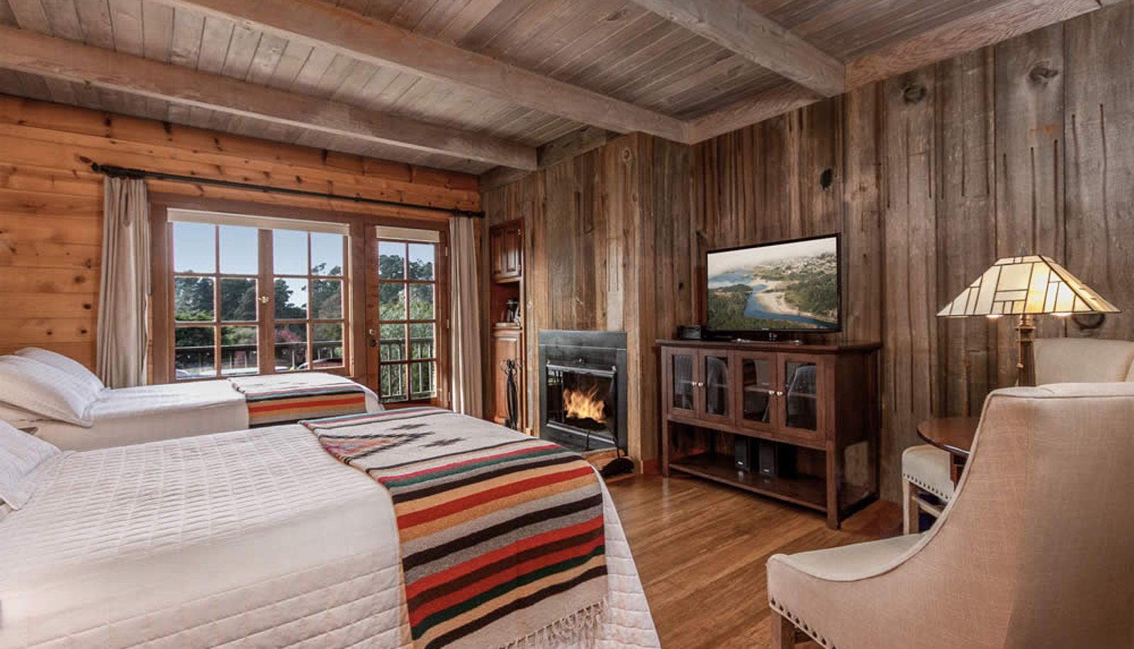 Room - Stanford Inn by the Sea