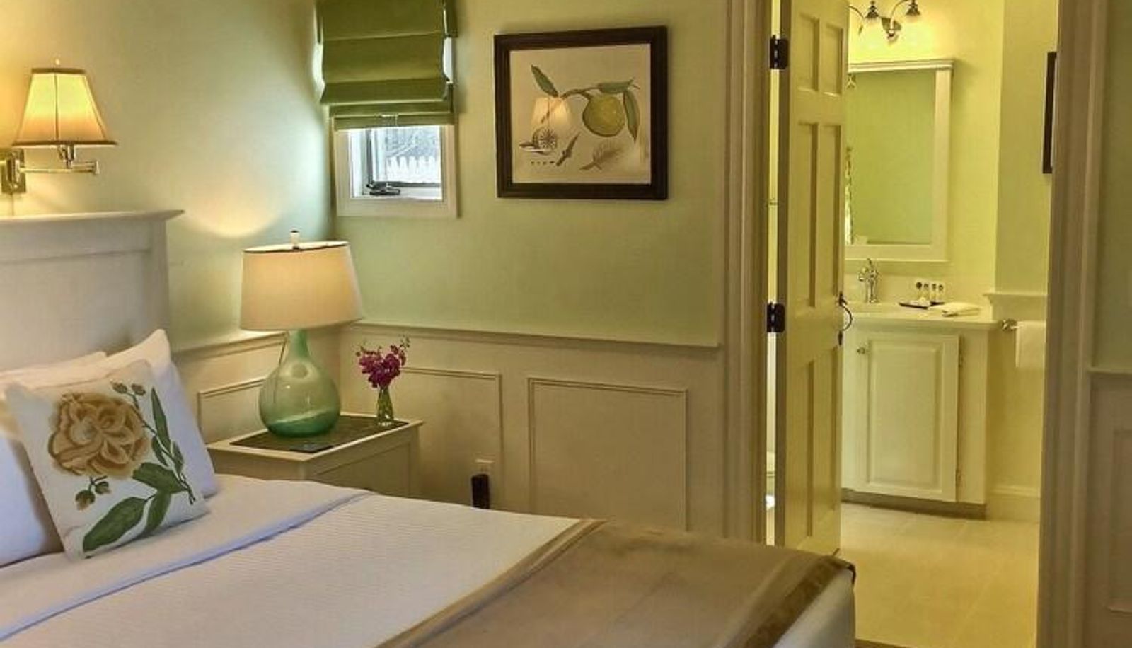 Superior room (double) - Carriage House Inn