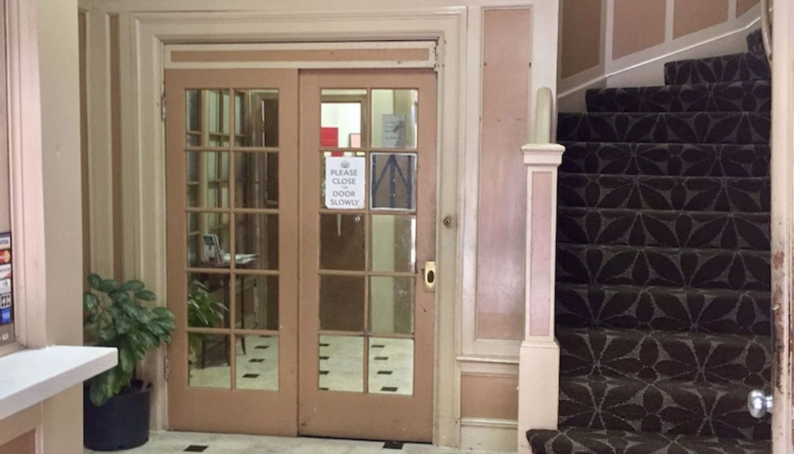 Lobby - Admiral Hotel