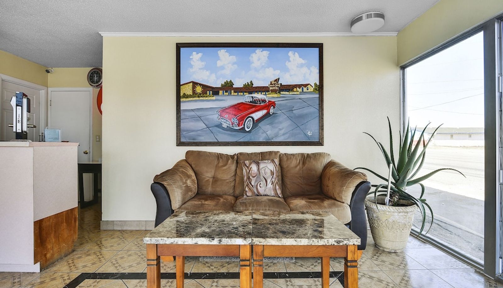 Hal - Route 66 Inn