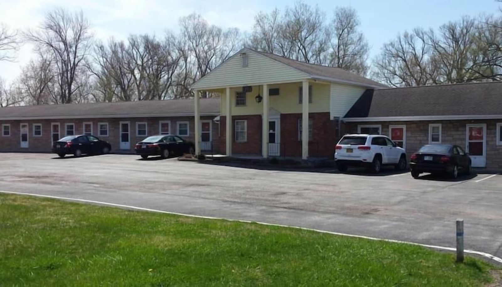 Info - Colonial West Motel