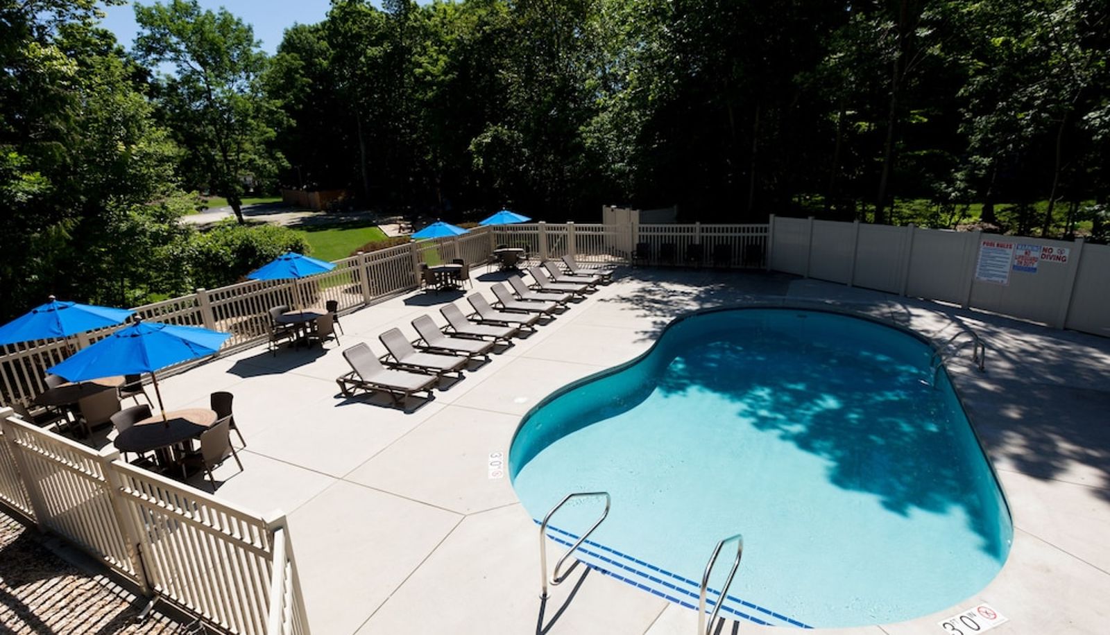 Pool - The Landing Resort