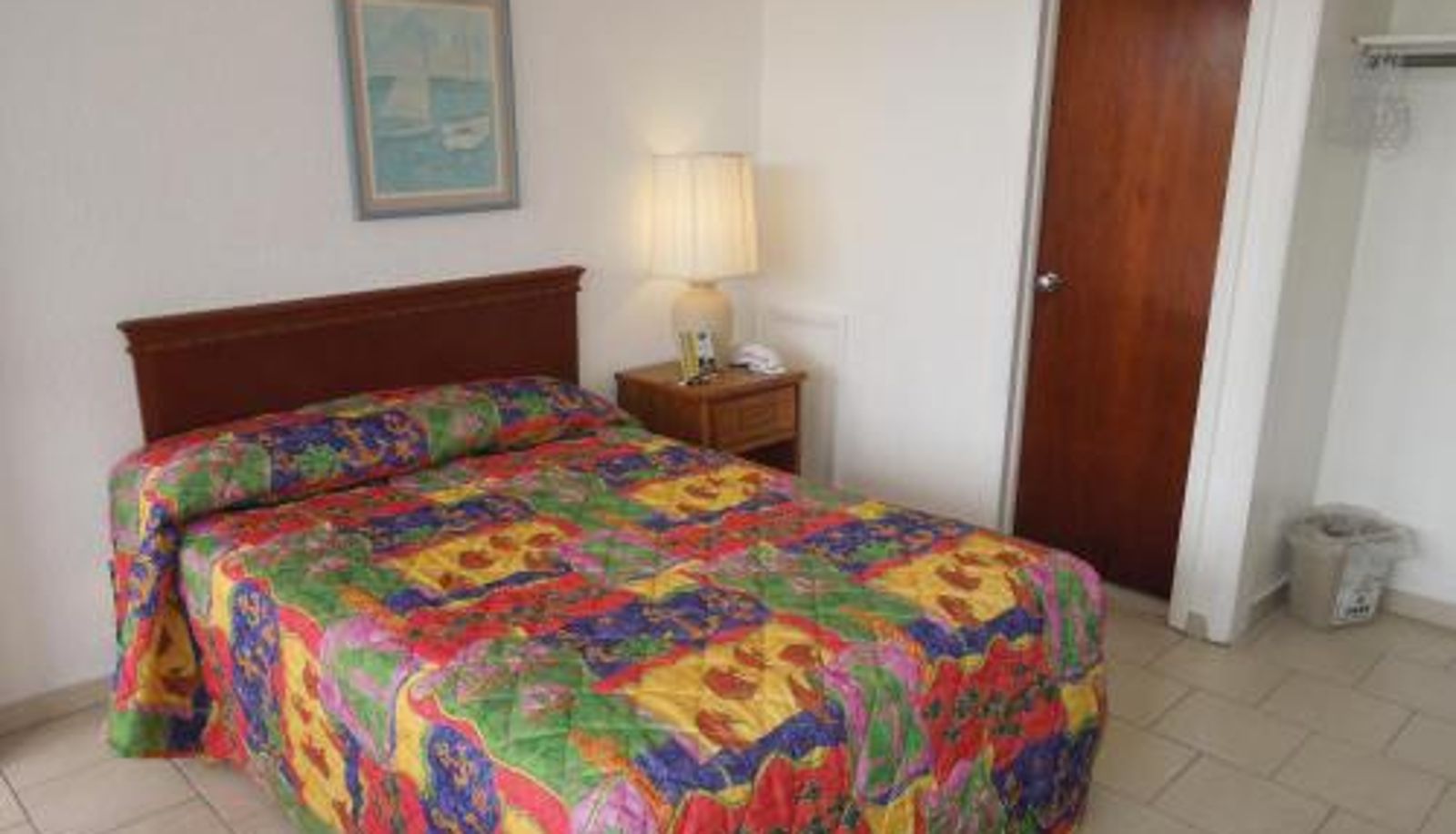 Información - Skylark Resort Motel