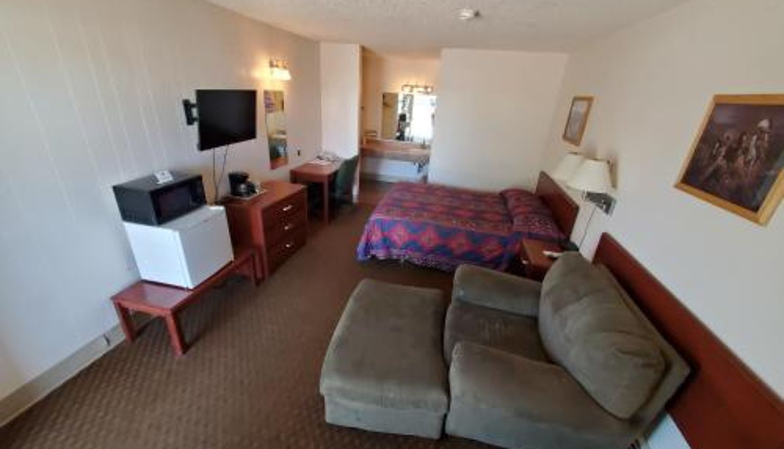 Room - Riverside Inn