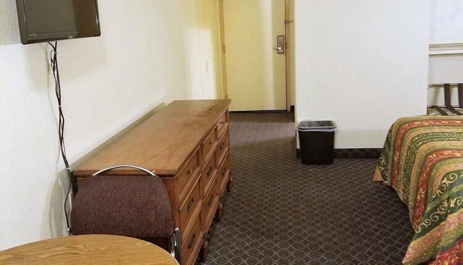 Camera standard - Travel Time Motel