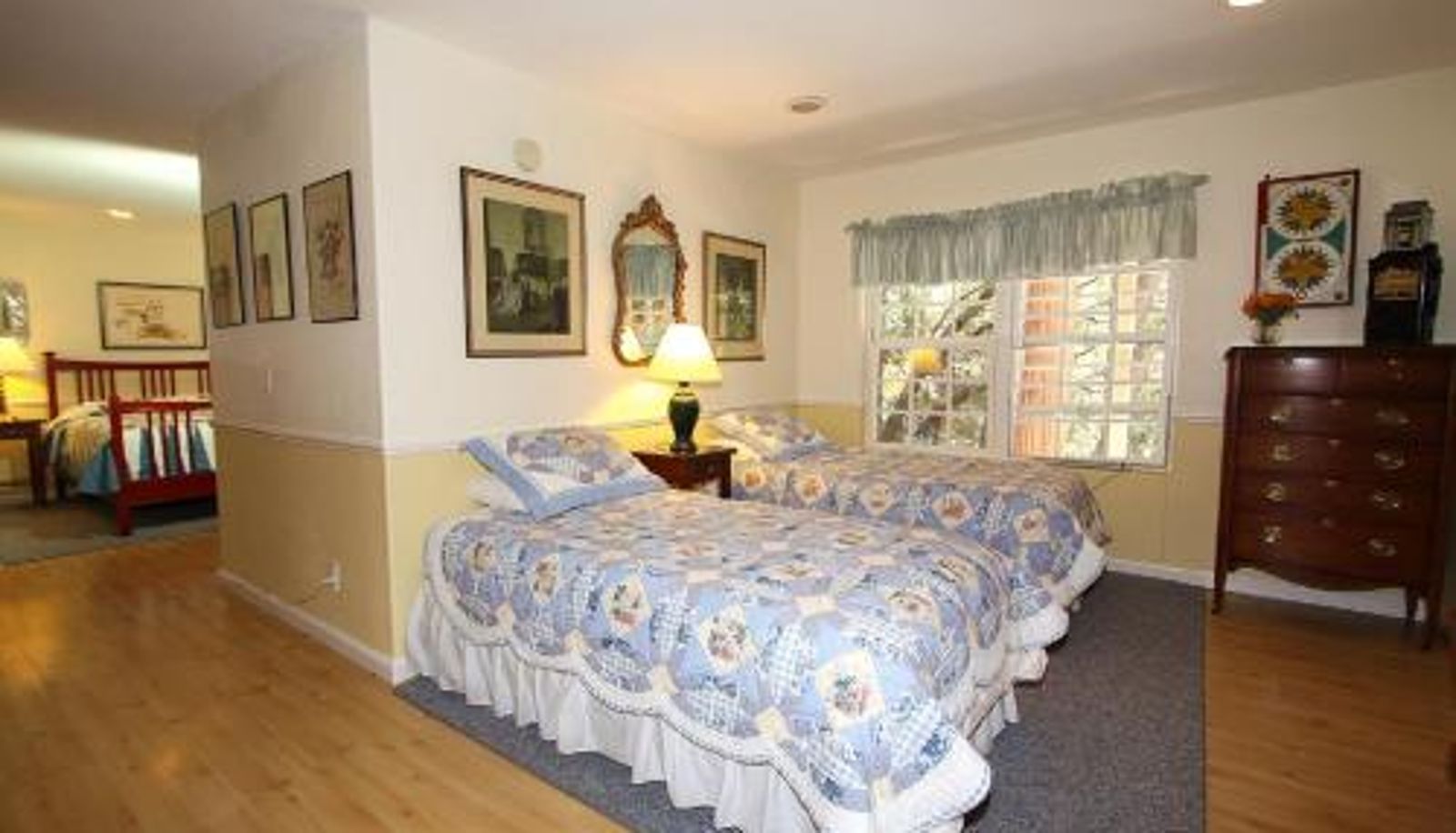 Pokój typu family - McCaffrey House Bed and Breakfast Inn