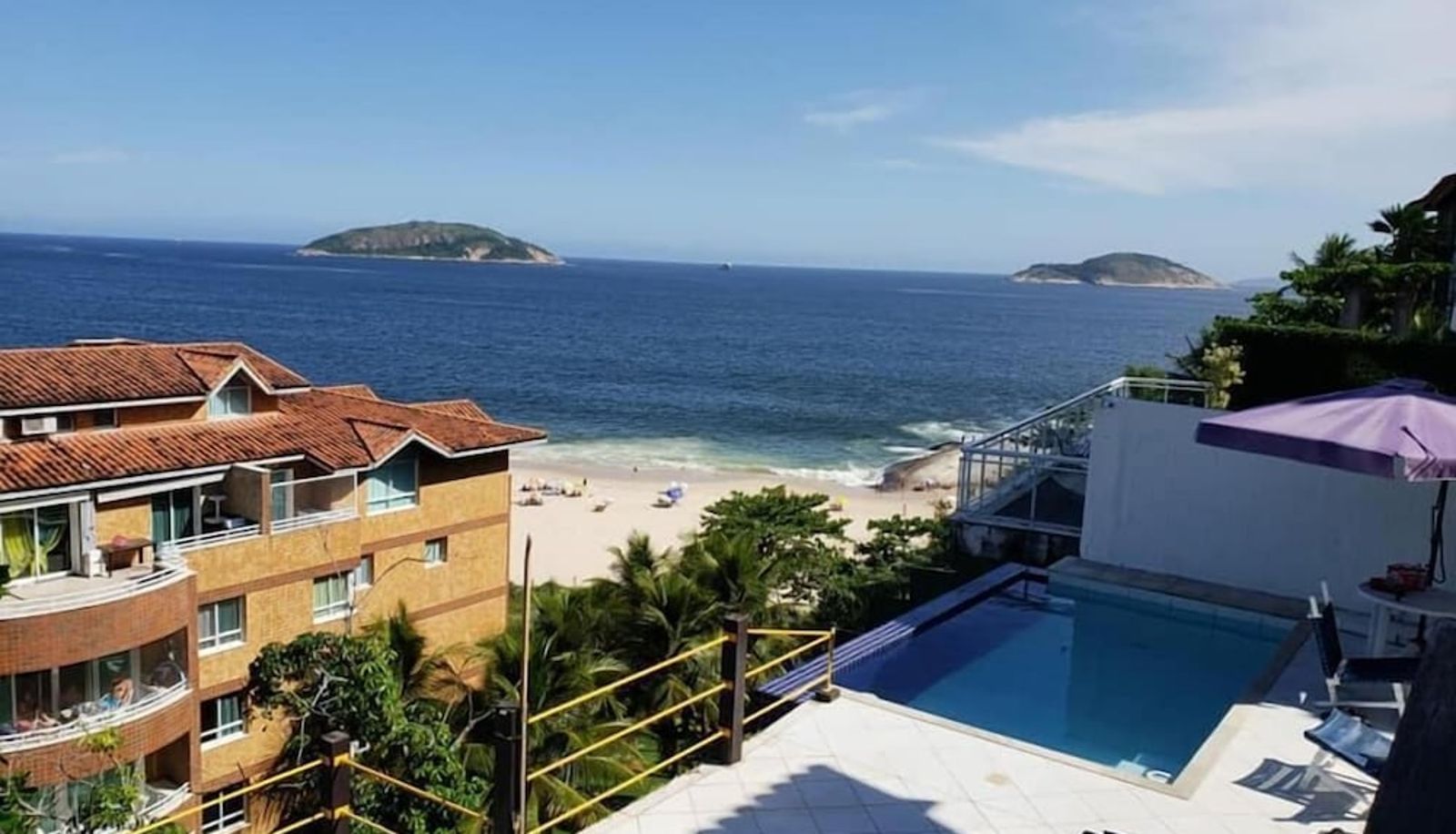 Pool - Camboinhas Bed and Breakfast