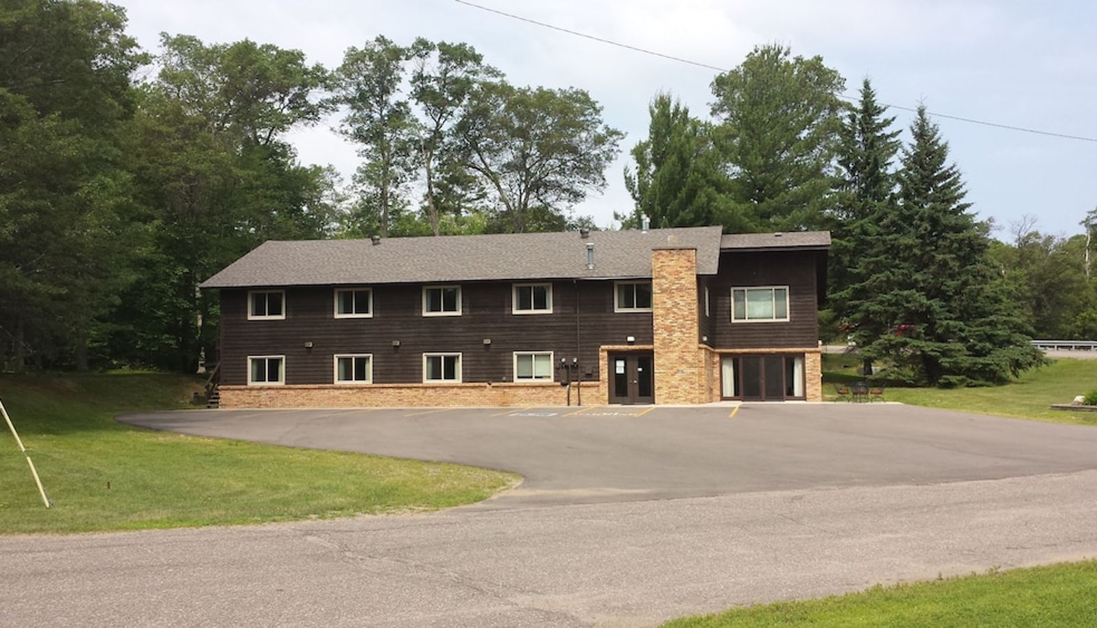 Info - Pelican Lake Motel
