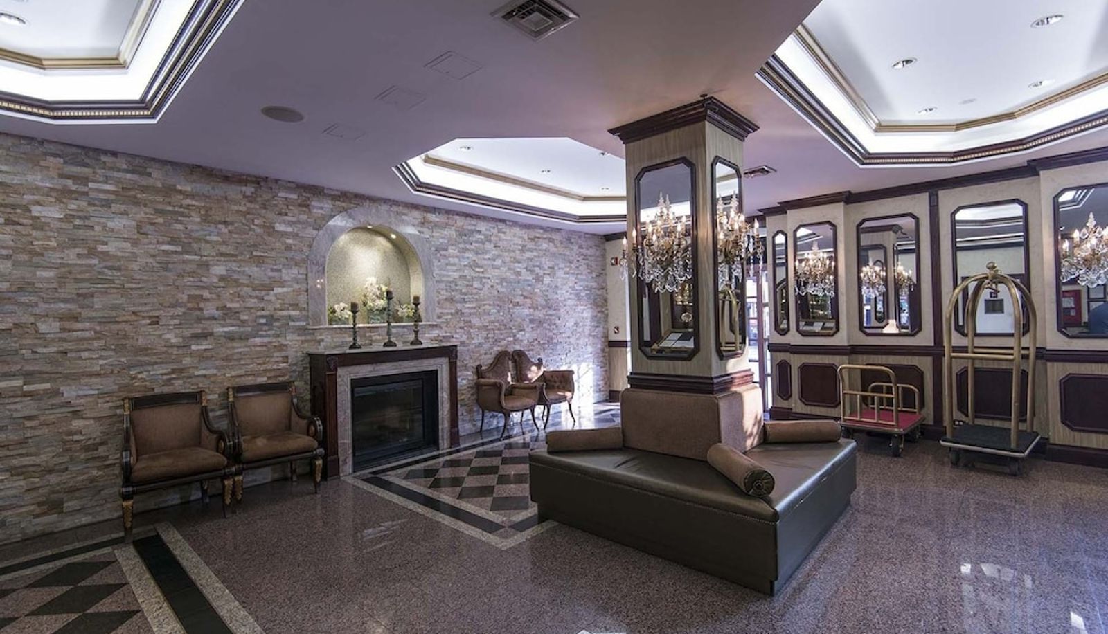 Hall - Avenue Plaza Hotel