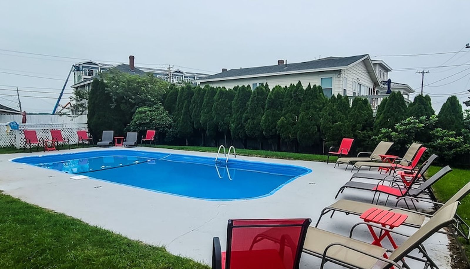 Pool - Sun and Surf Motel