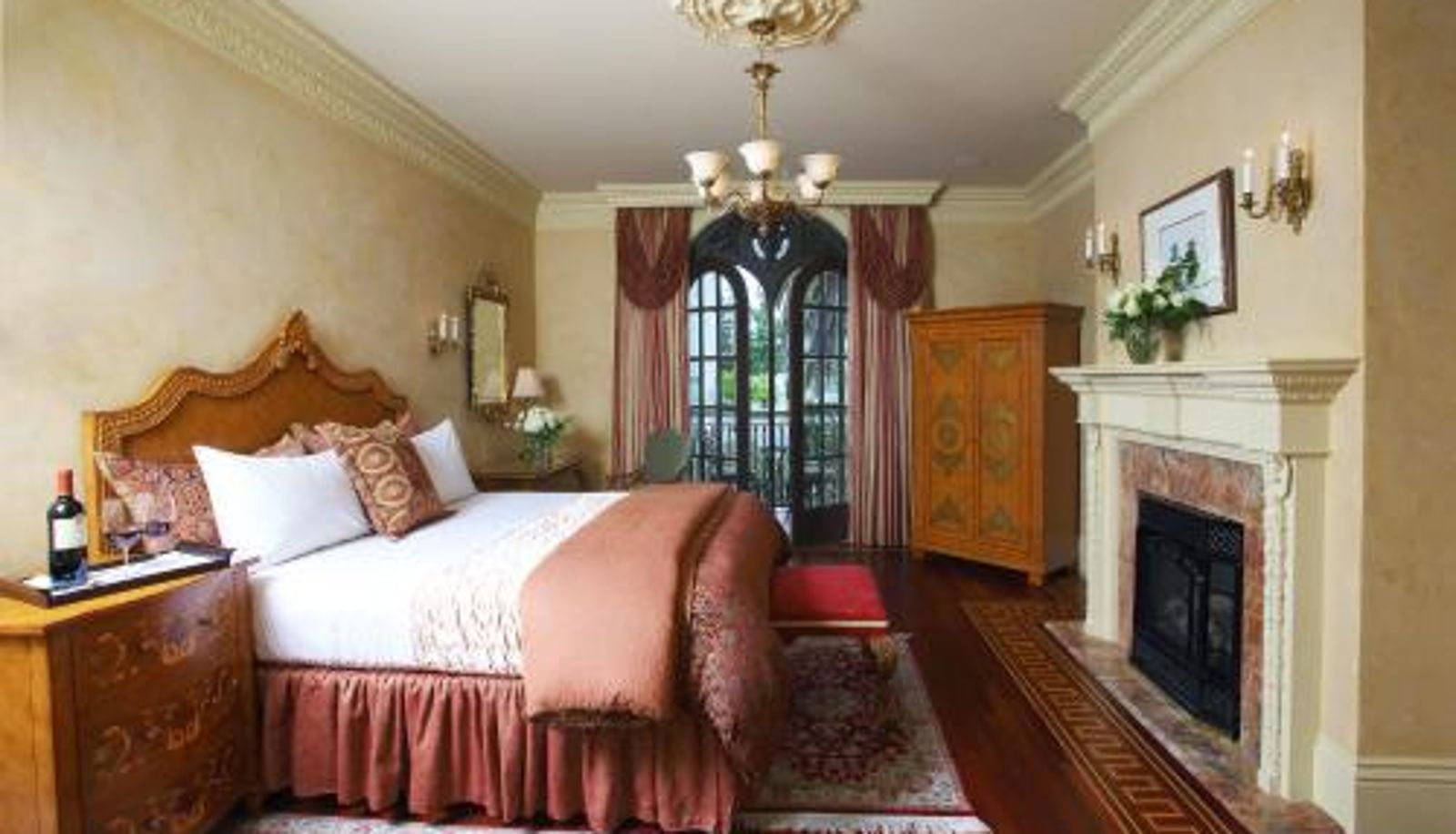 Zimmer - Ledson Hotel & Zina Lounge