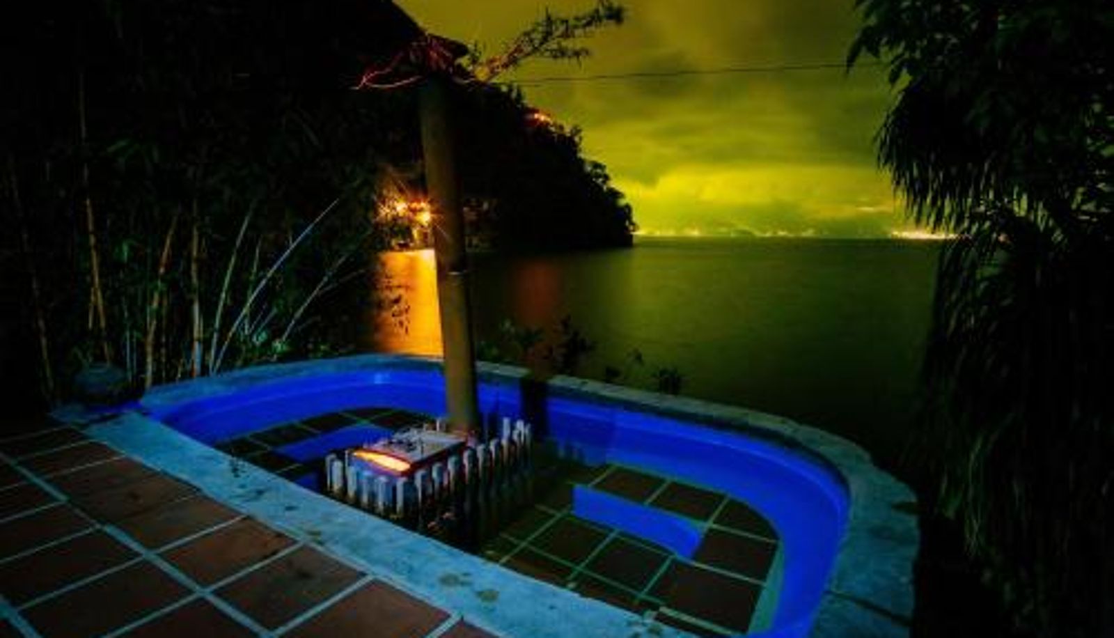 Basen - Hotel La Casa del Mundo