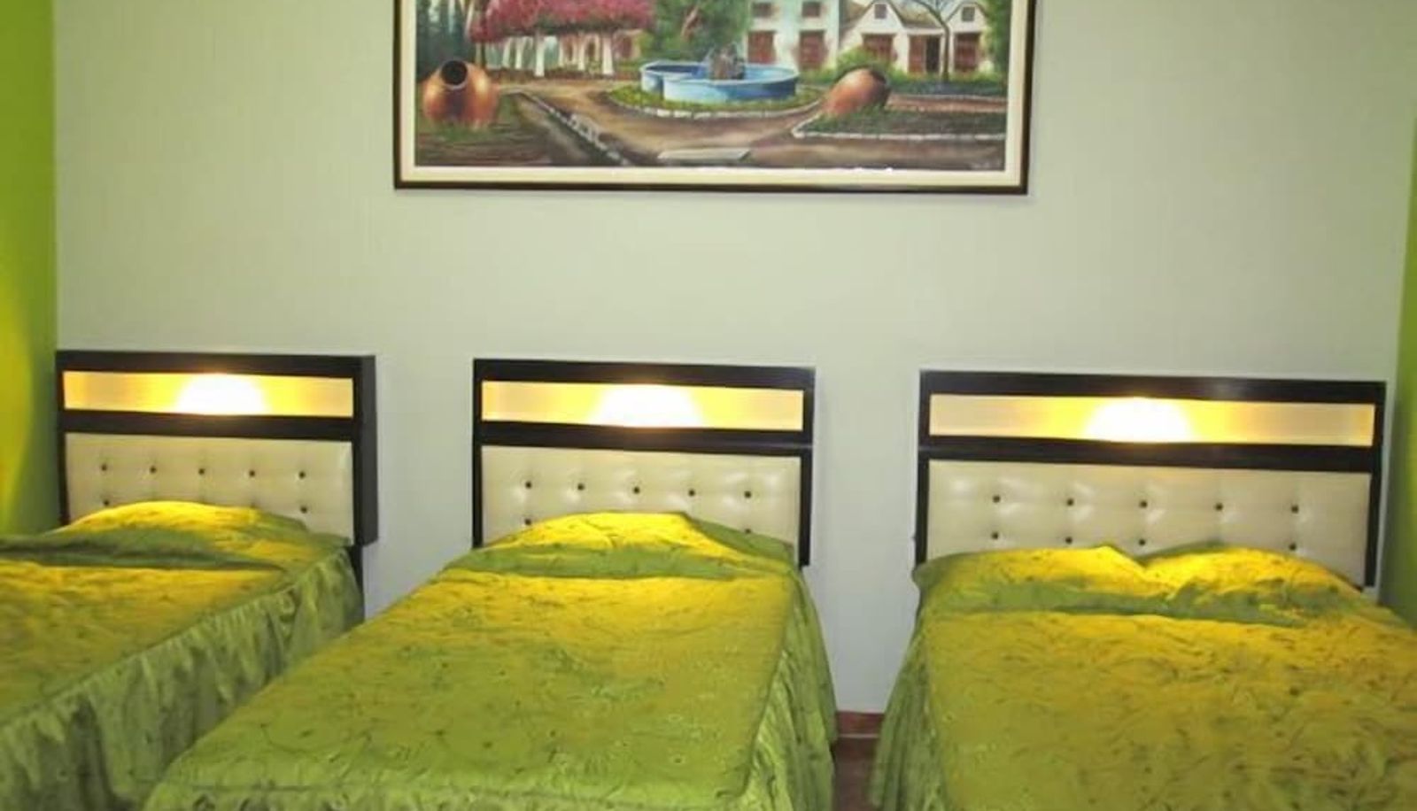 Habitación triple - Hotel Santa María