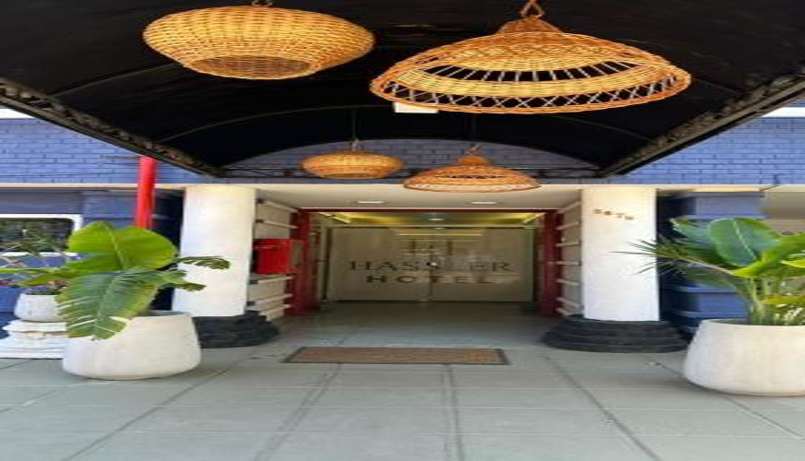Info - Hotel Hassler