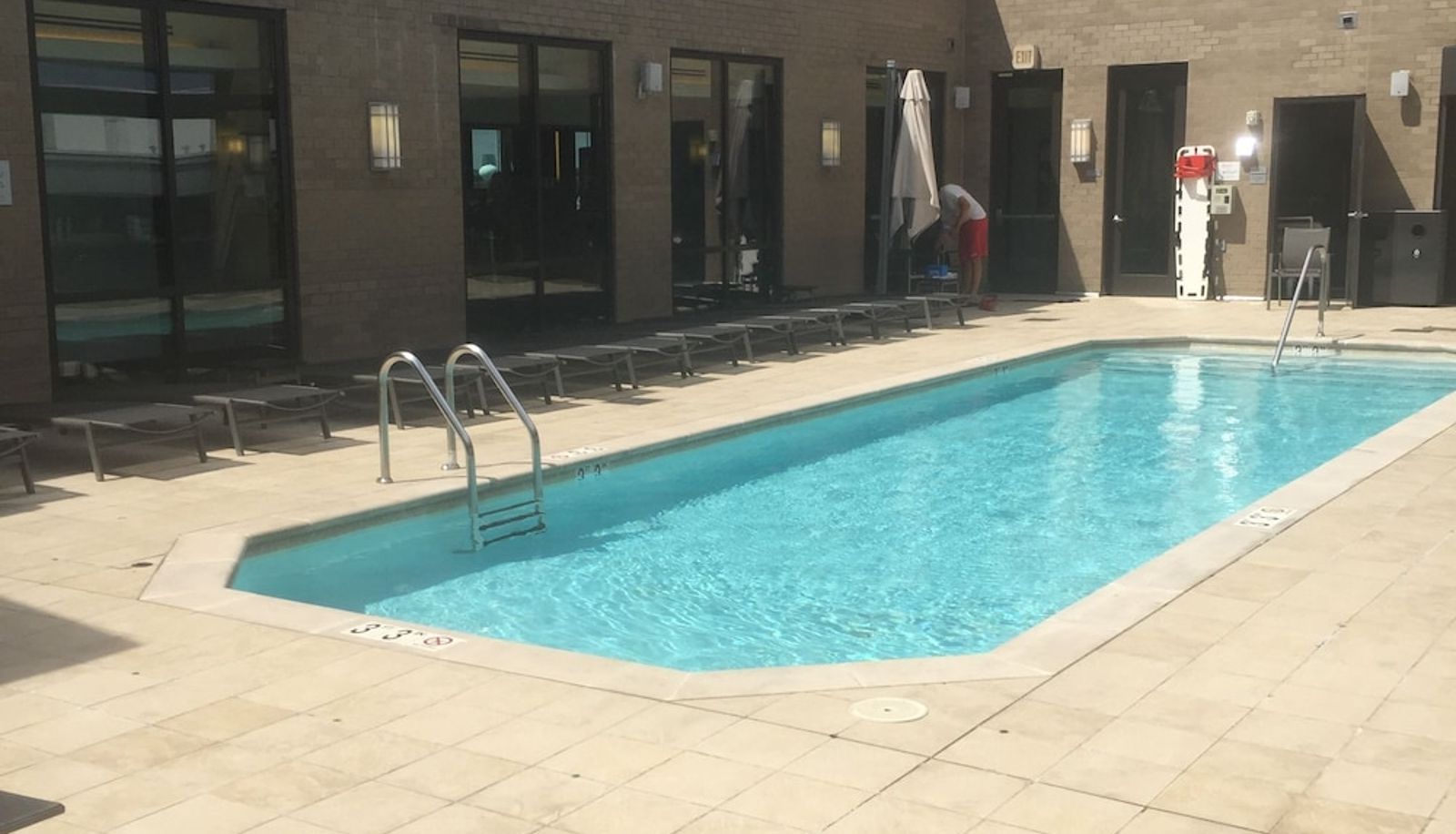 Piscine - Sedona-Slate by Executive Apartments