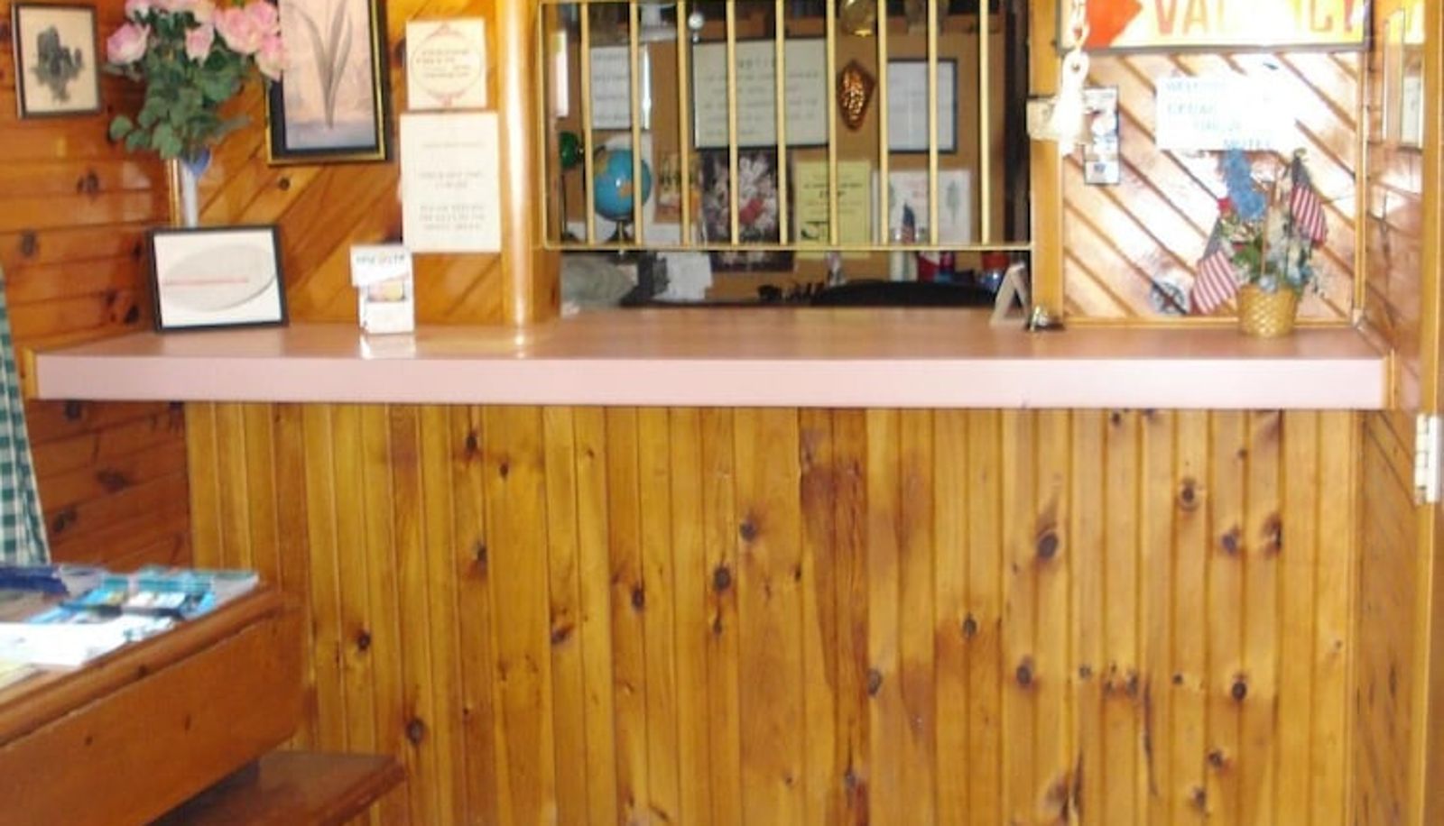 Salón - Cedar Grove Motel